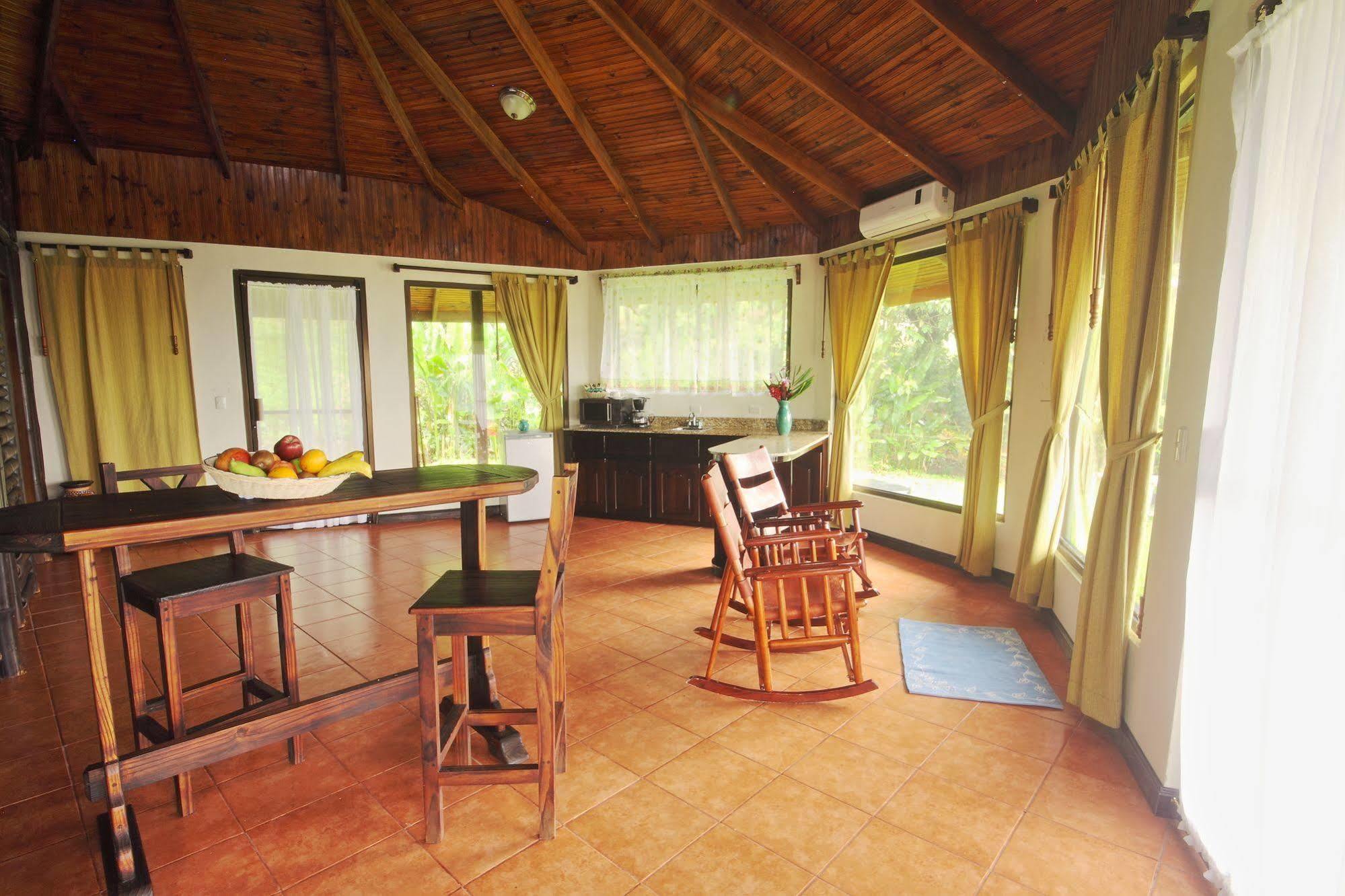 Arenal Waterfall Lodge Villas La Fortuna Exterior foto